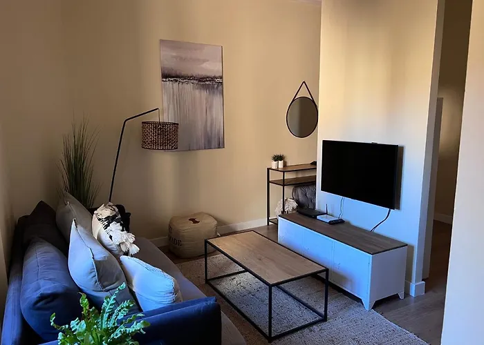 Apartment In Monumental Square Madrid Center