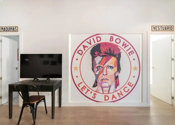Bowie House - Madrid River-A-Salvad