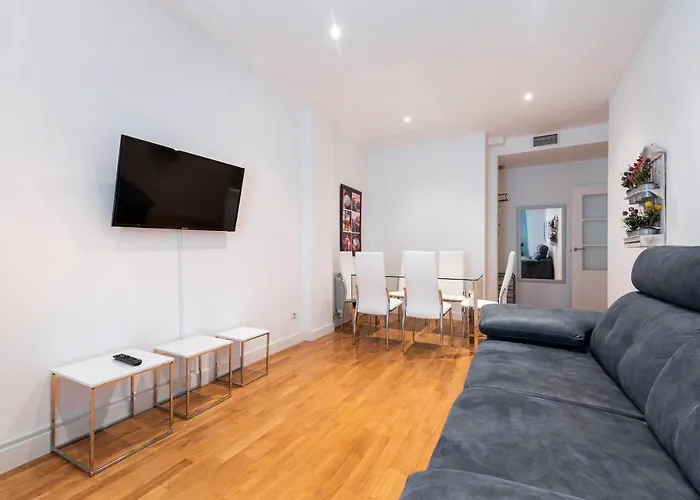 Central And Modern- 2 Bedrooms 1 Bathroom - Mintystay- Sol