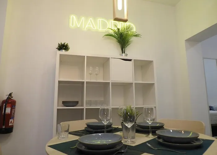 Precioso Apartamento En Cuatro Caminos By Bebalmy