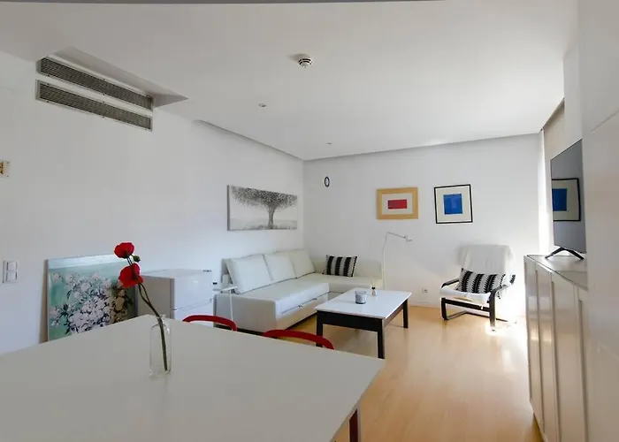 Beautiful Flat A Stone\'S Throw From The Retiro-Vill