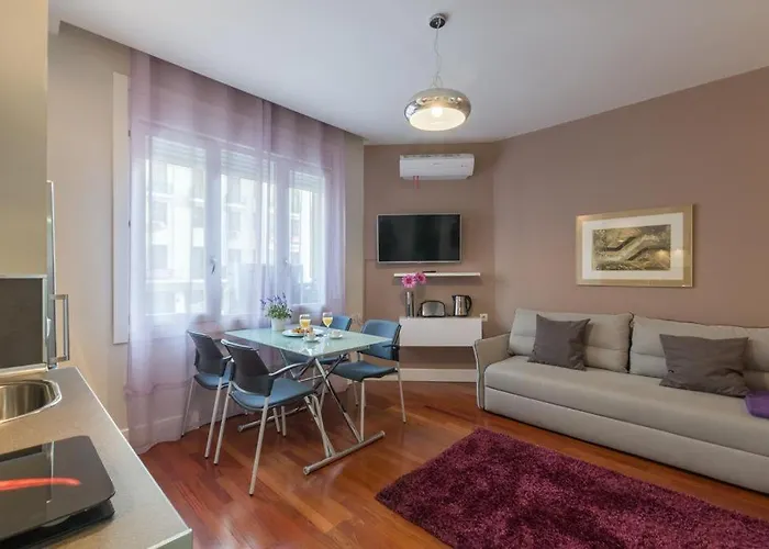 Gran Via 55 Exclusive Apartments