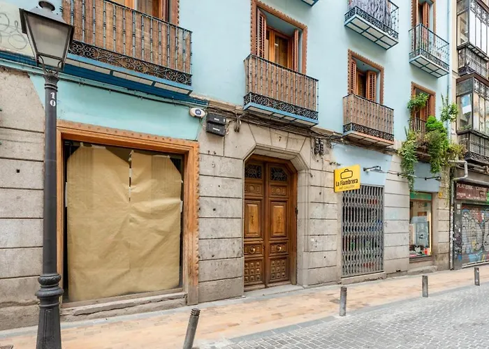 1 Bedroom 1 Bathroom Furnished - Malasana - Modern In Downtown Area - Mintystay