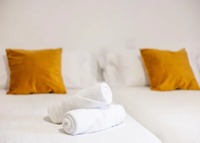 Los Apartamentos Jacinto Benavente Centro Madrid