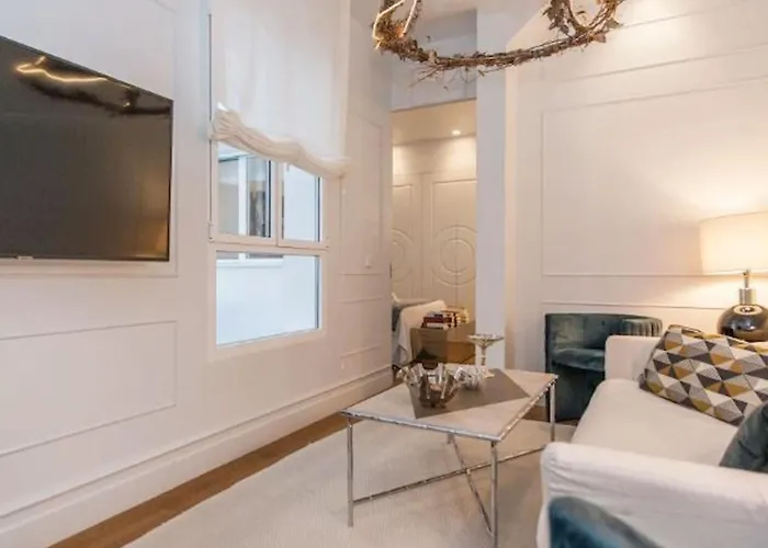 Luxury Apartment For Two In Neptuno