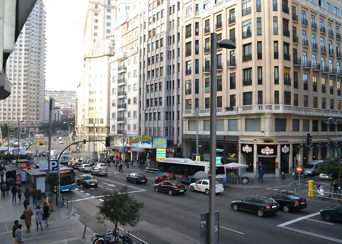 Room Gran Via Apartments