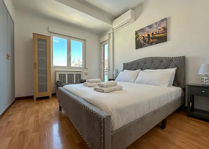 Luminoso Apartamento Turistico En Chamartin Madrid