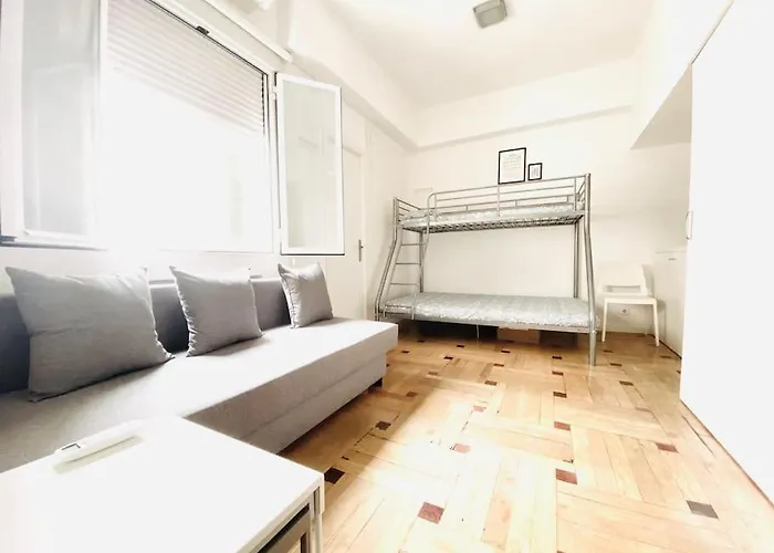 Sjc7C Estudio Castellana Chamberi