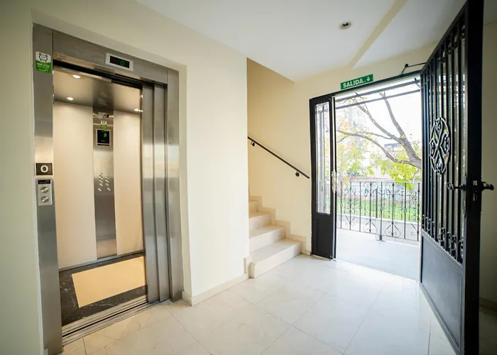Hey Apartments 1A93 -Chamartin-