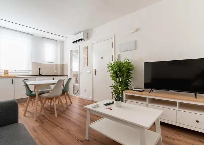 Modern Cozy-2Bedrooms 1Bathroom-Delicias