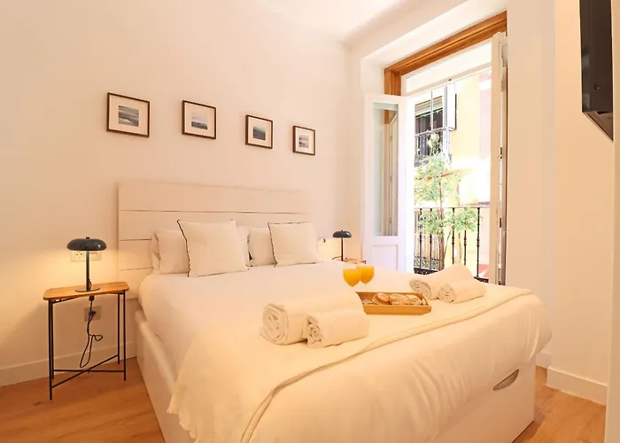Reina Sofia Suite I