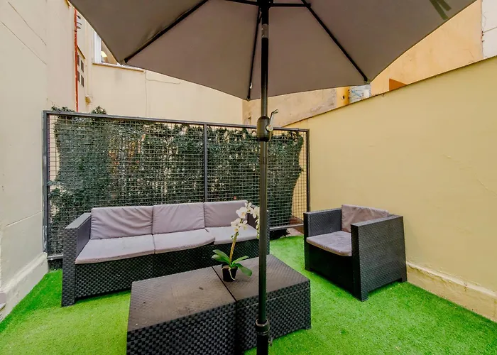 Acogedor Apt 3 Habitaciones Y Terraza En El Centro De Madrid