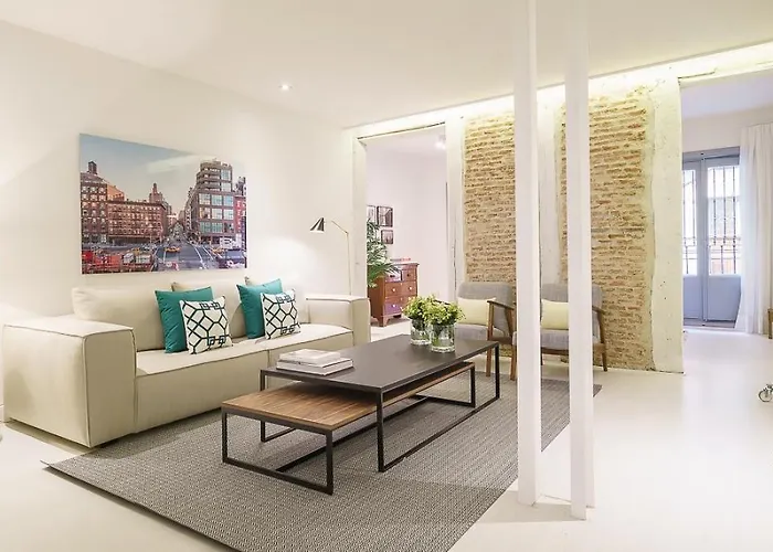 Homeclub Modern Luxurious Don Felipe II
