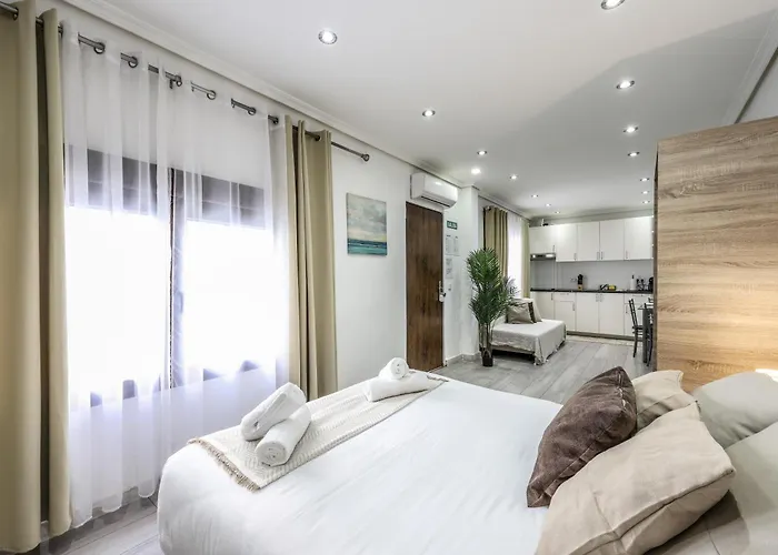 Classy Studio Close To Retiro Park, Madrid