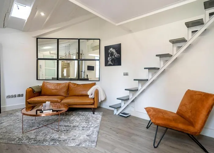 1 Bedroom 1 Bathroom Furnished - Sol - Bright Penthouse - Mintystay