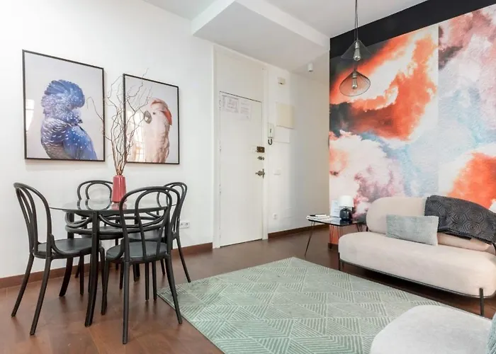 2 Bedrooms 2 Bathrooms Furnished - Malasana - Bright Stylish - Mintystay