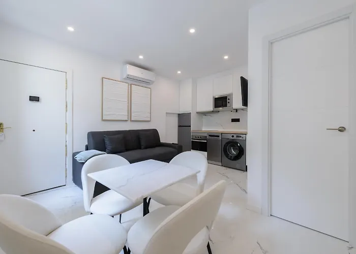 New Apt Elegante, 2Br And 1Bth