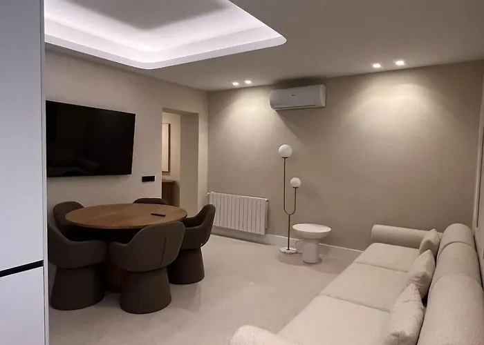 Deluxe Apartment In Retiro