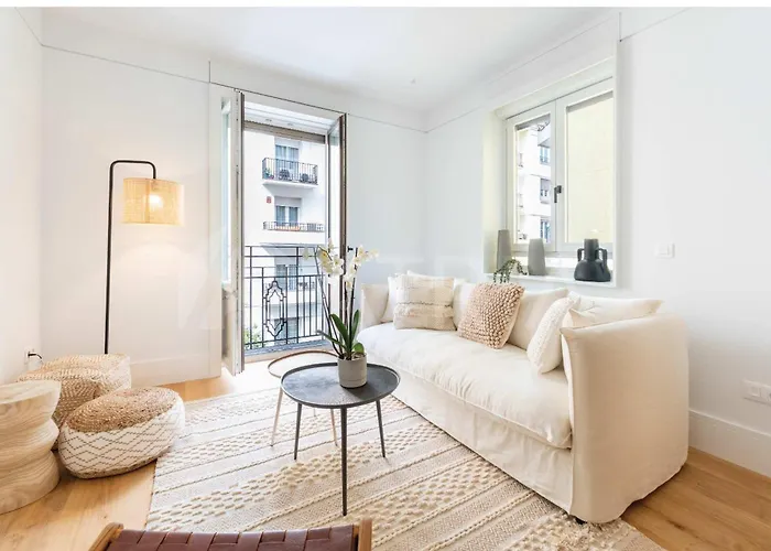 Stylish 2Br Apartment - Be Grand