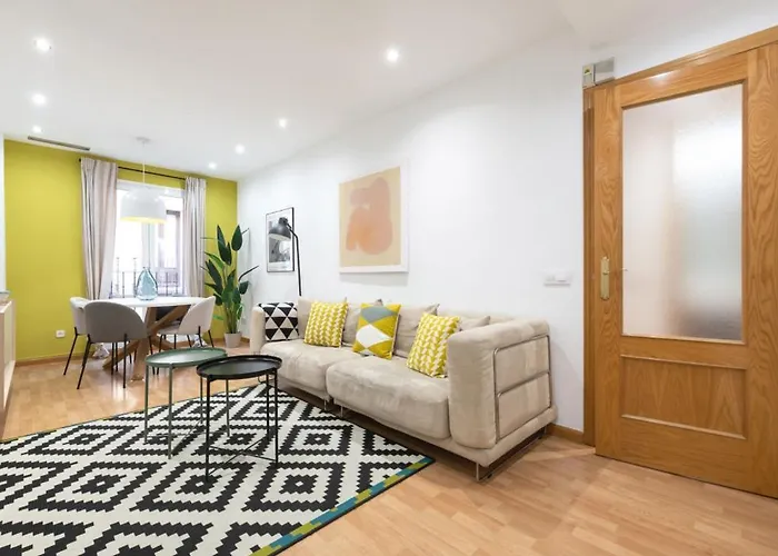 2 Bedrooms 2 Bathrooms Furnished - Malasana