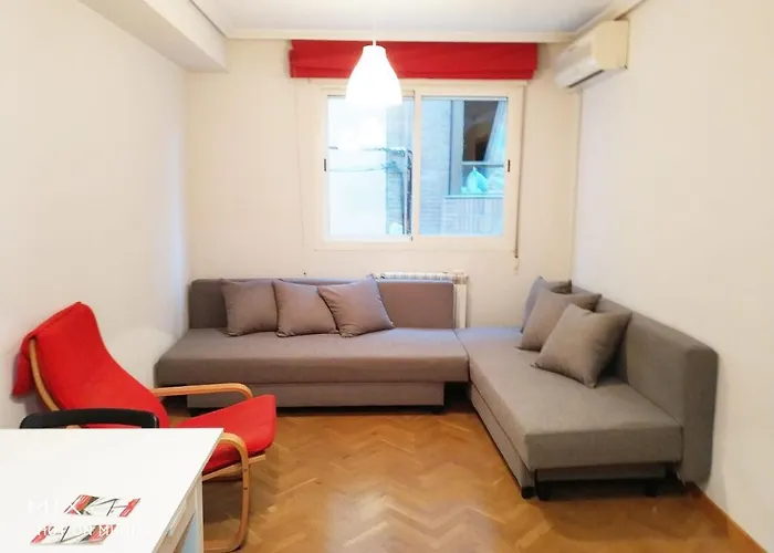 Simple Apartamentos - Nogal I
