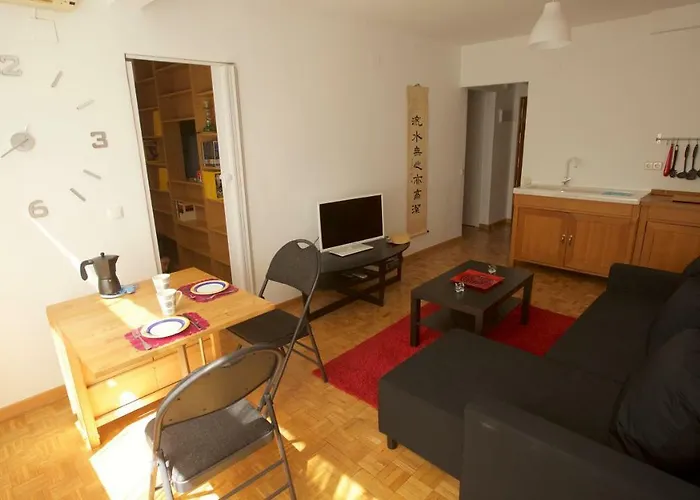 Apartment In Lavapies Madrid Center