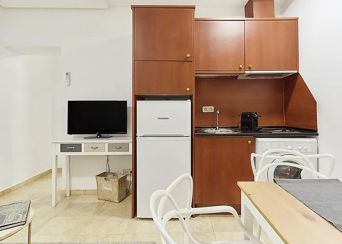 Leeways Apartment III In Gran Via