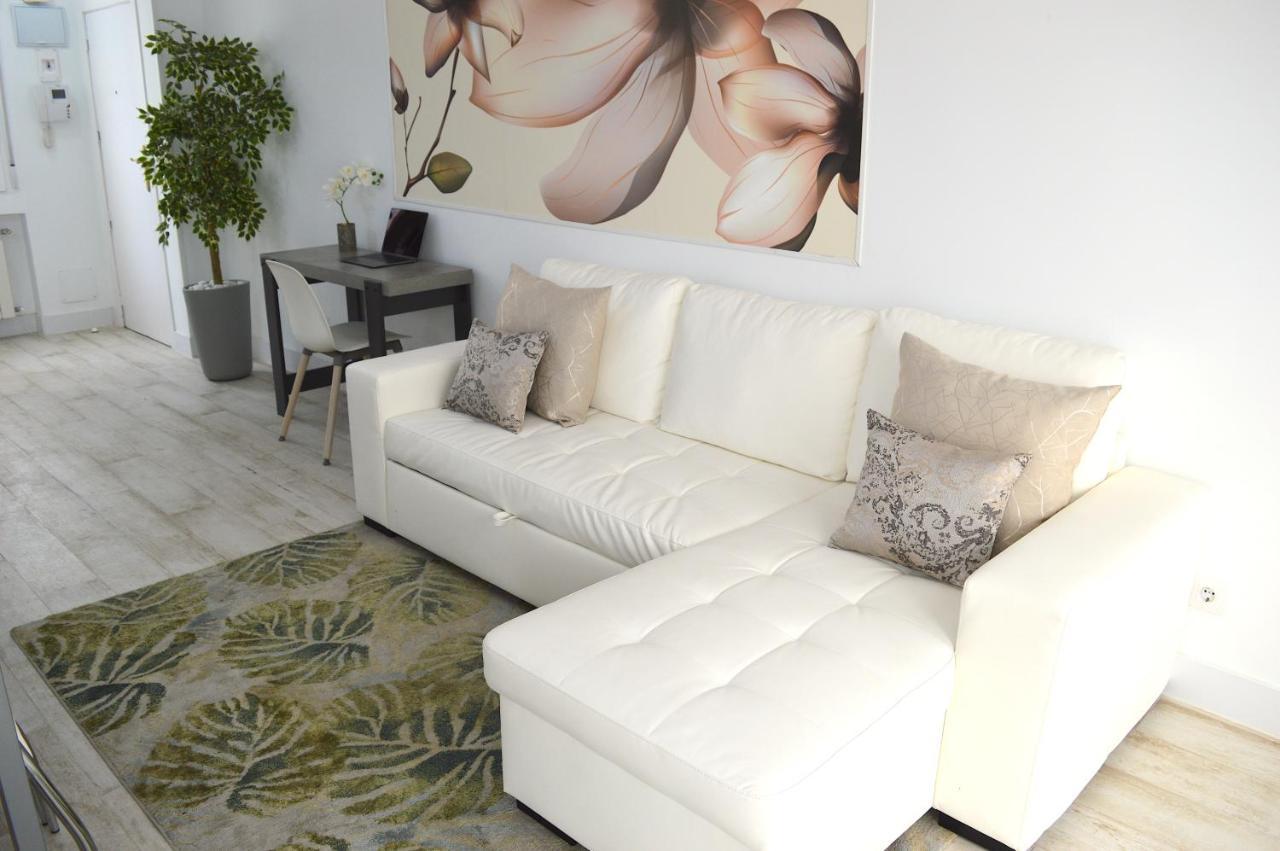 Plaza Apartment