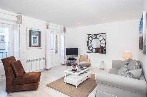 Fuencarral 100 Apartment
