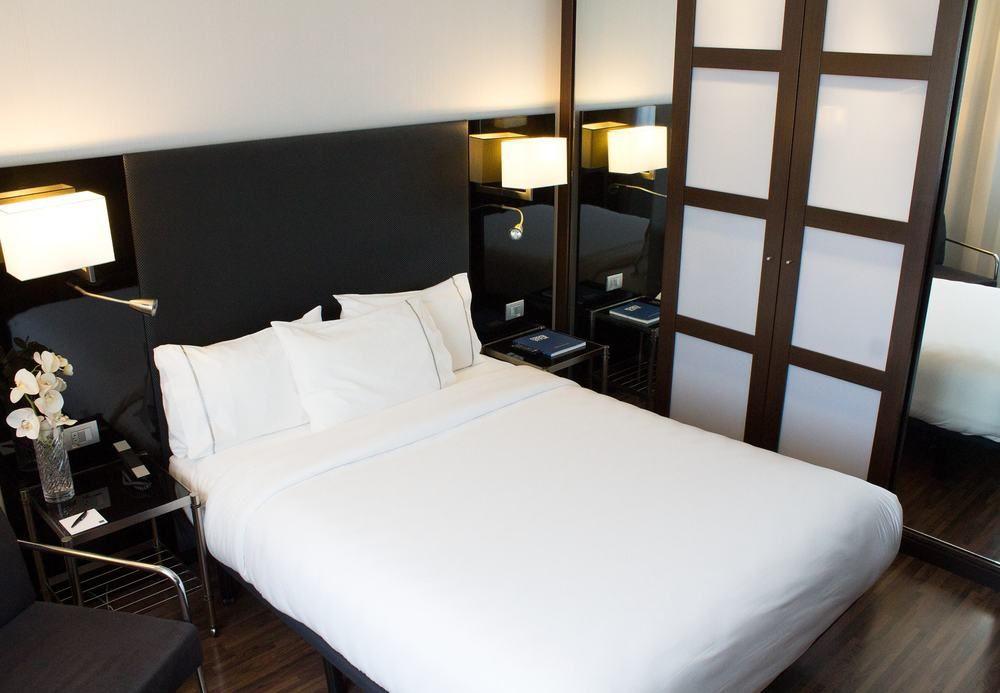 Hotel Ac Feria By Marriott 4*