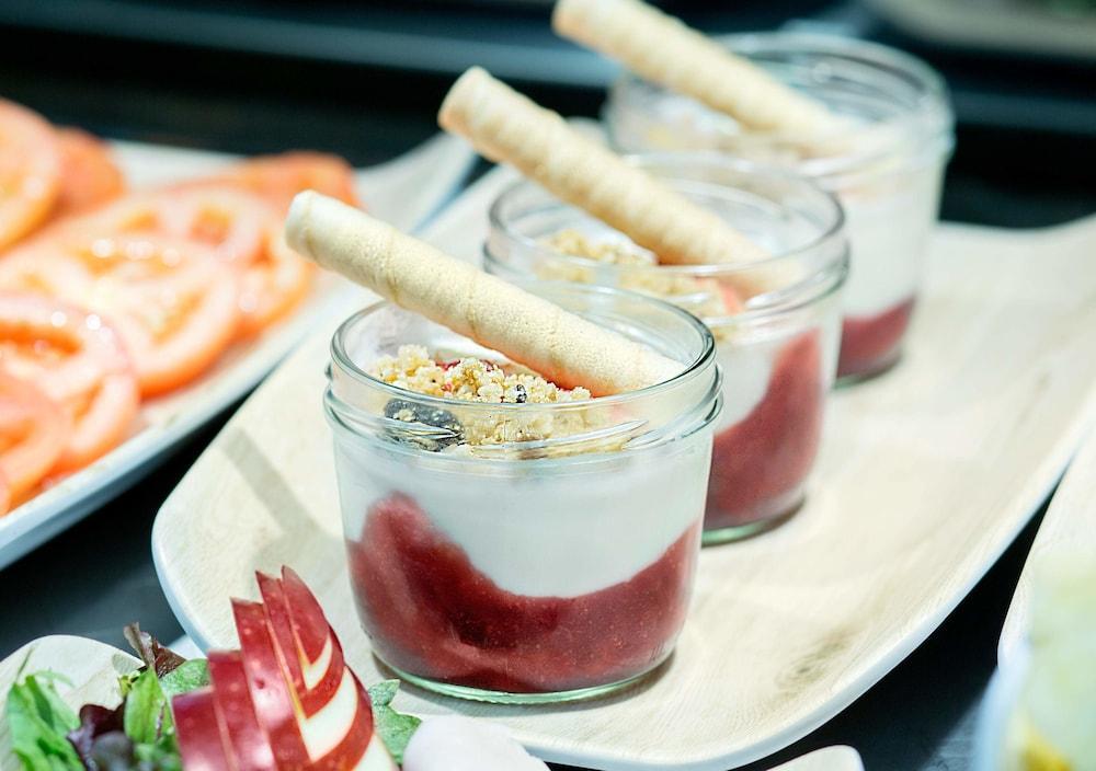 Crowne Plaza Airport 4* Madri