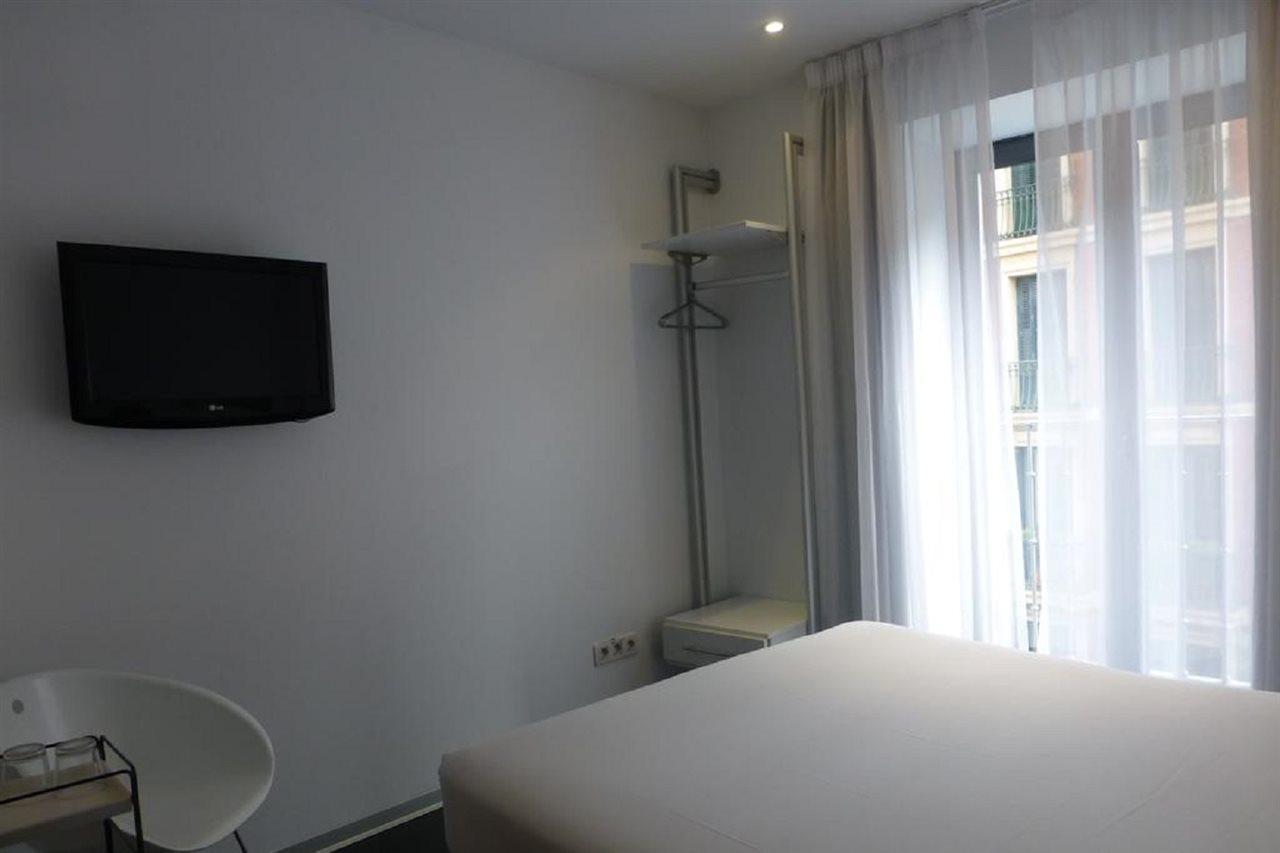 Mayerling Hotel *
