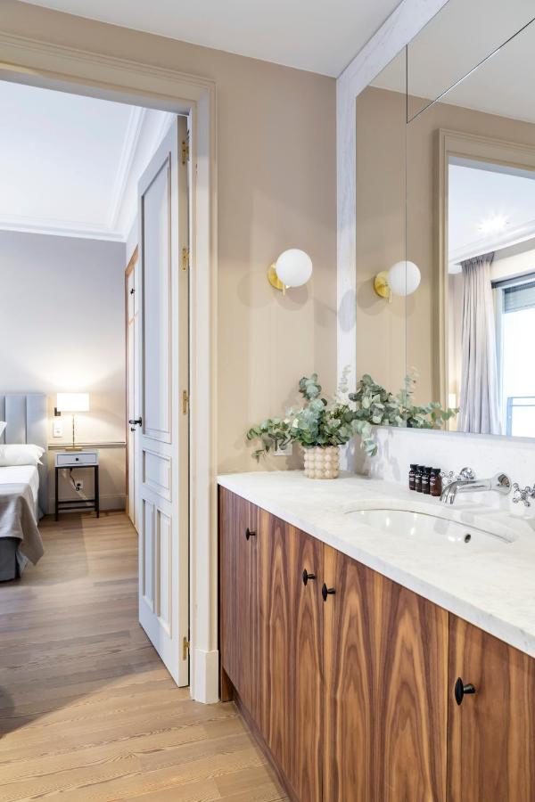 Apartment Ayala 63 - The Arc Collection