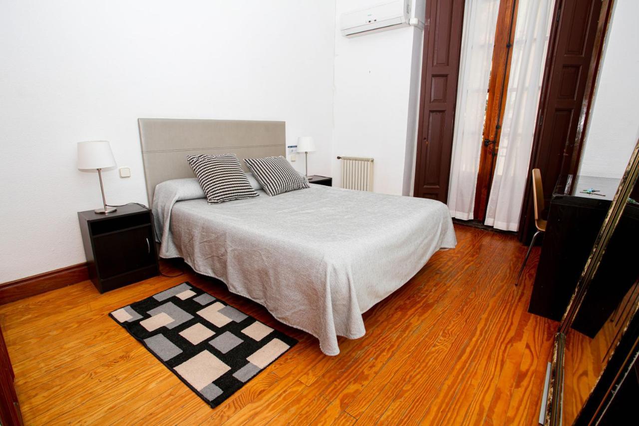 Lofts Puerta Del Sol Apartment