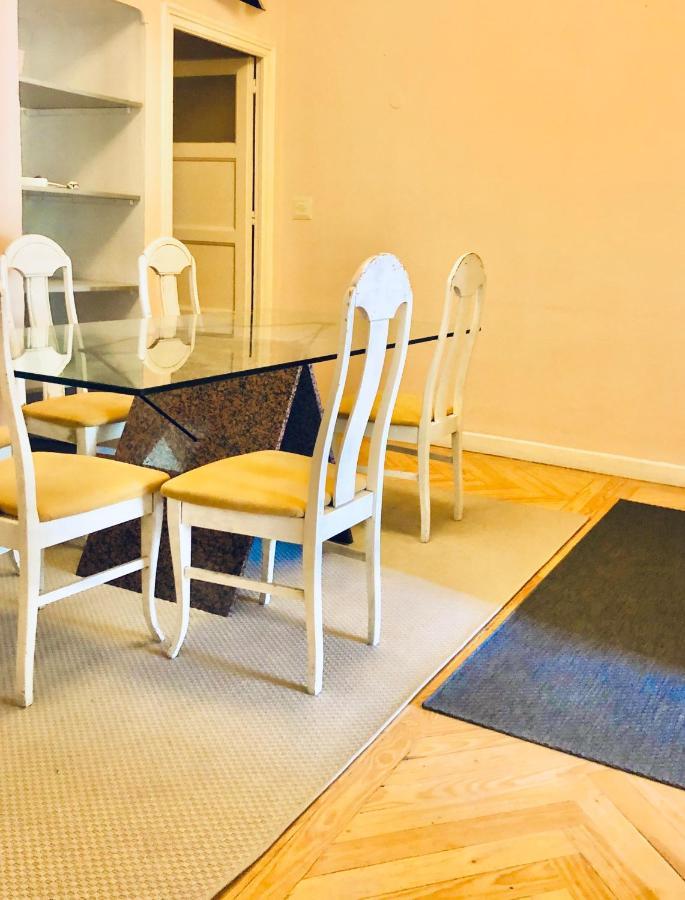 Business El Viso Apartment *
