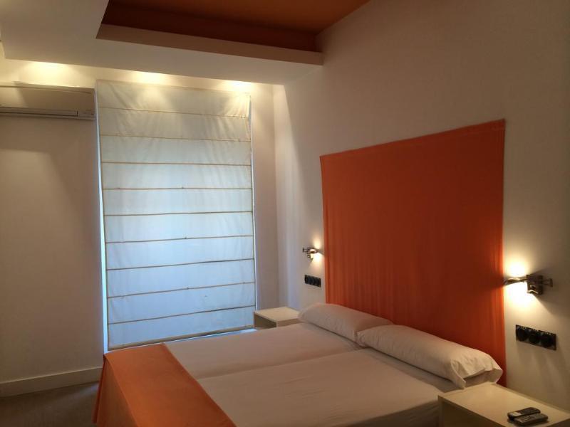 Hotel Santa Ana Colors Madri