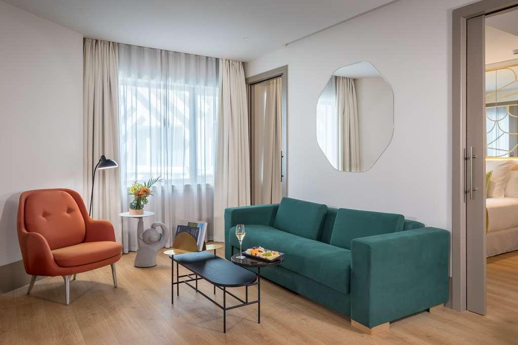 Hotel Barcelo Torre De Madrid