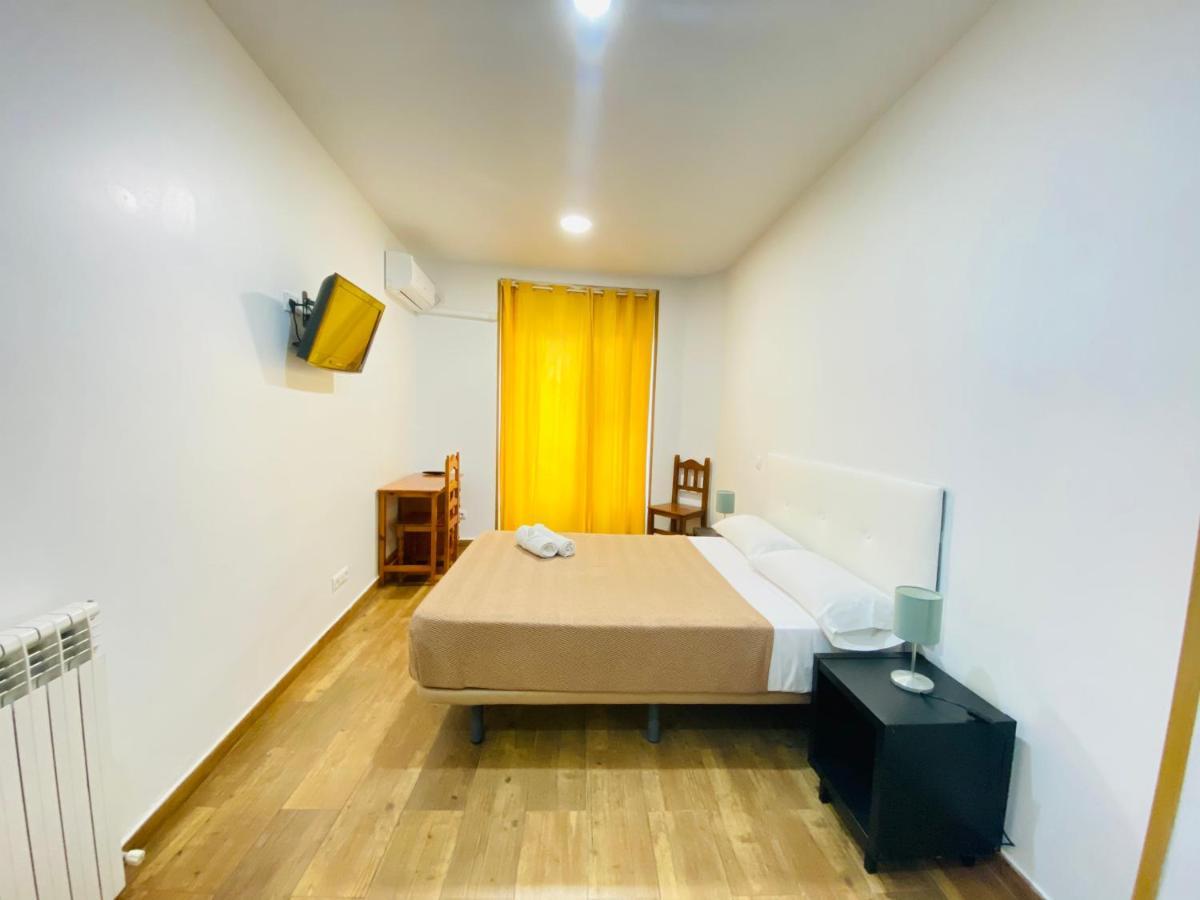 Ch Rayuela Casa de hóspedes Madri