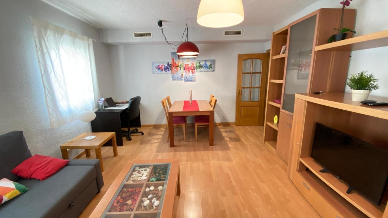 Aluche Con Parking Gratuito Apartamento Madri