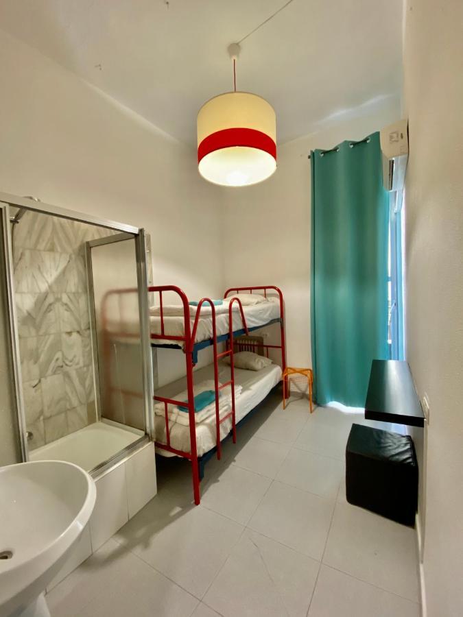 Barbieri Sol Hostel Madrid