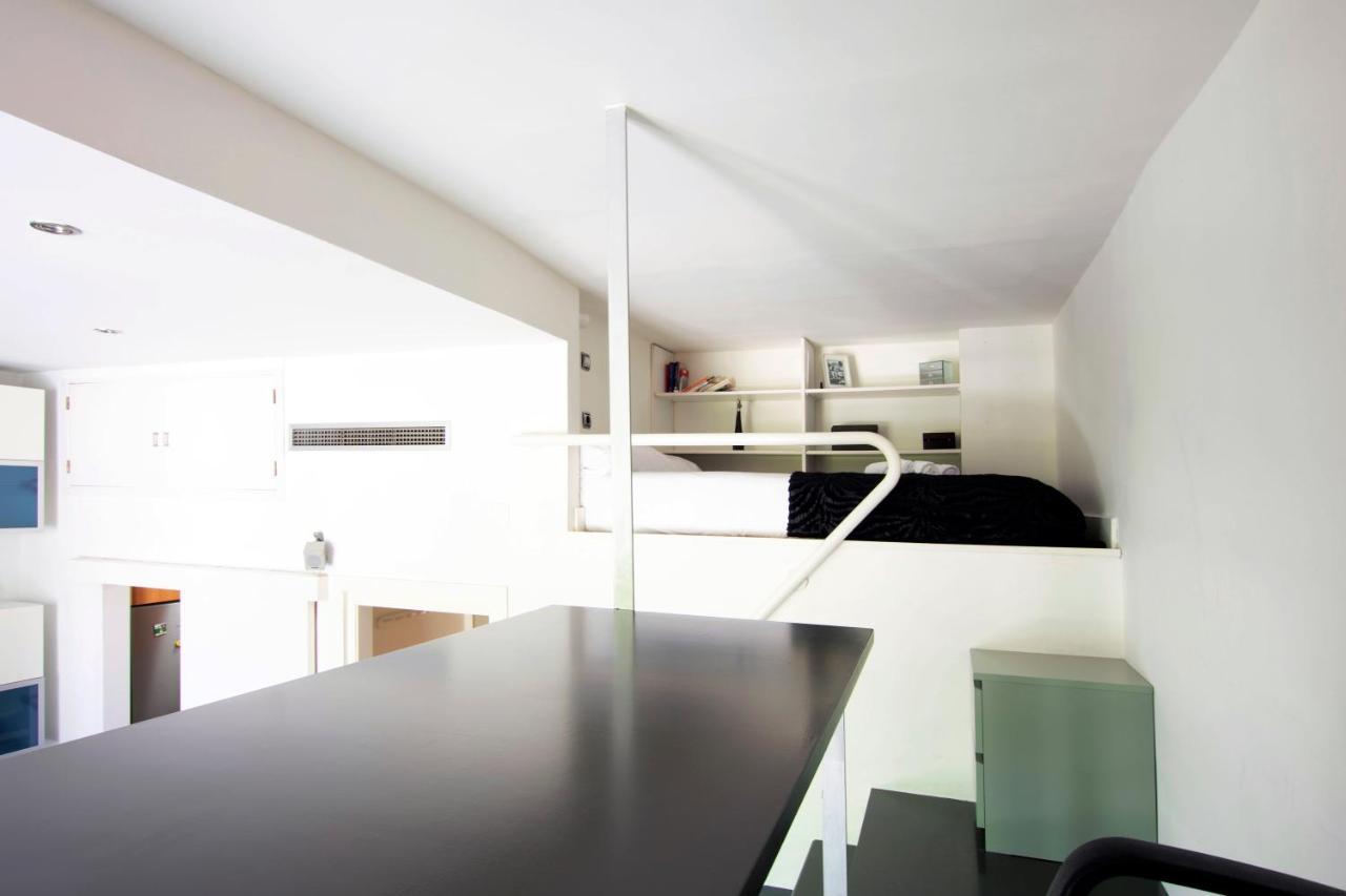 Plaza De Carros, 3 Apartment *