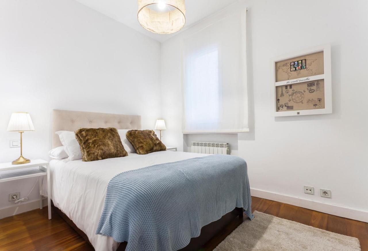 Apartment Mit House Monte Esquinza En *