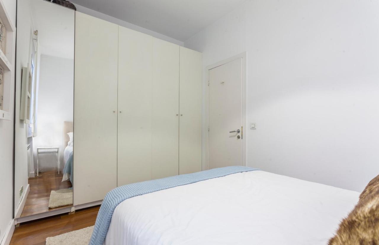 Apartment Mit House Monte Esquinza En *