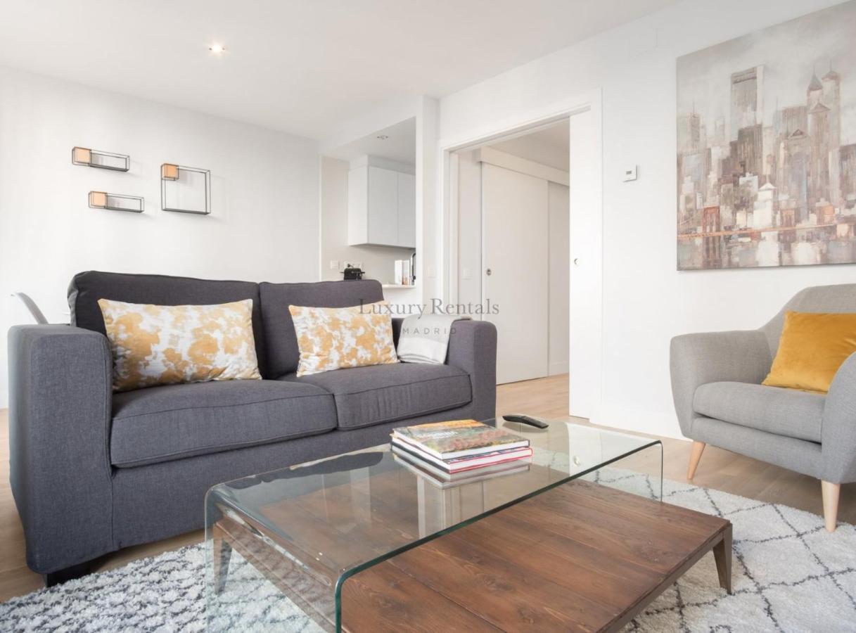 Charming 1-bedroom In Stylish Retreat For 2, Alonso Martinez I Apartment Madrid