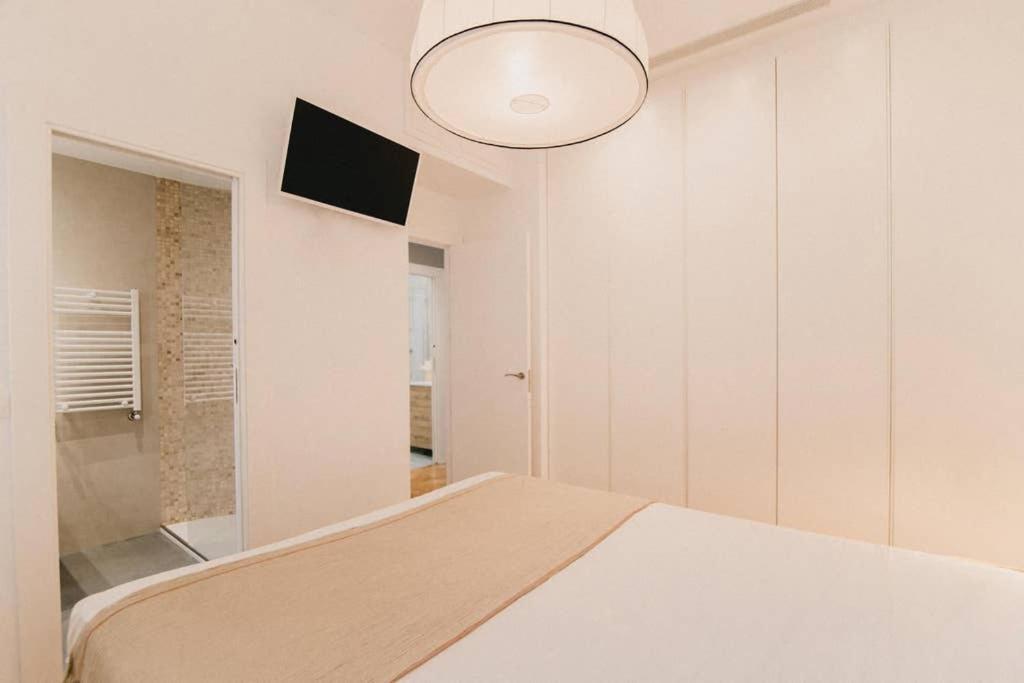 Bright And Fabulous Penthouse With Terraces Madrid