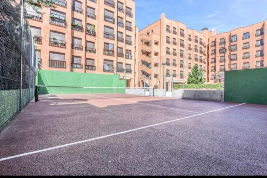Cerca Airport, Riyadh Air, Ifema, Eisenhower, Wifi, 4 Personas Madri