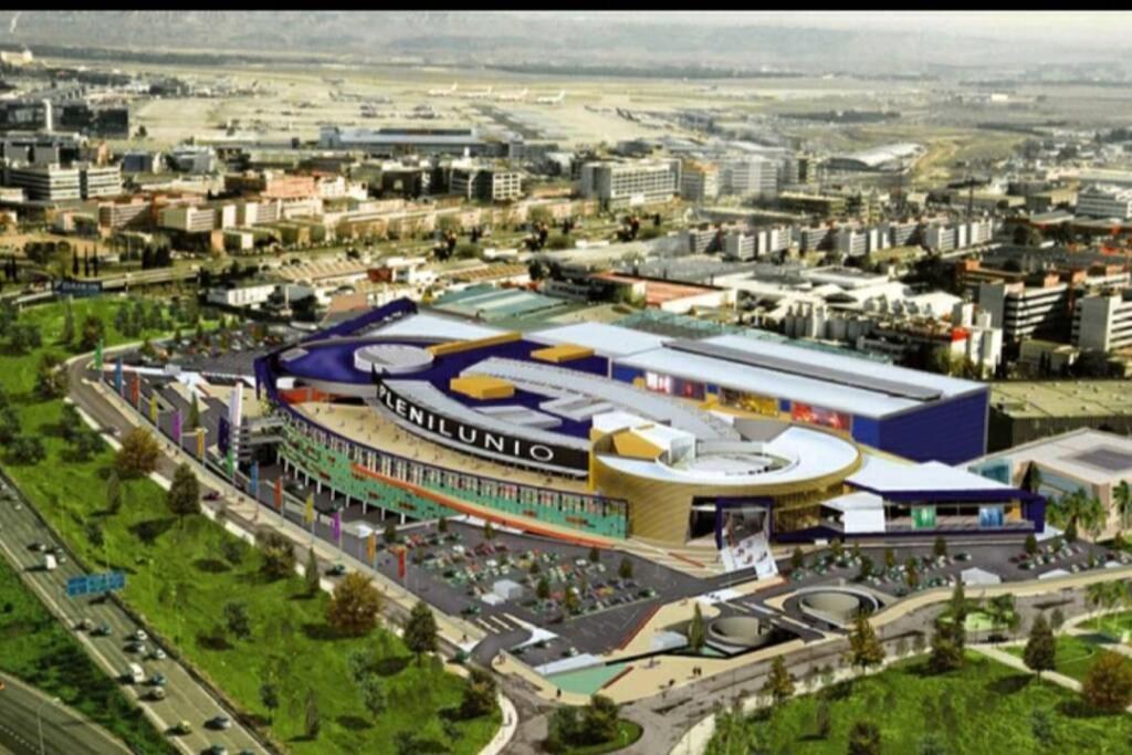 Cerca Airport, Riyadh Air, Ifema, Eisenhower, Wifi, 4 Personas Apartamento Madri