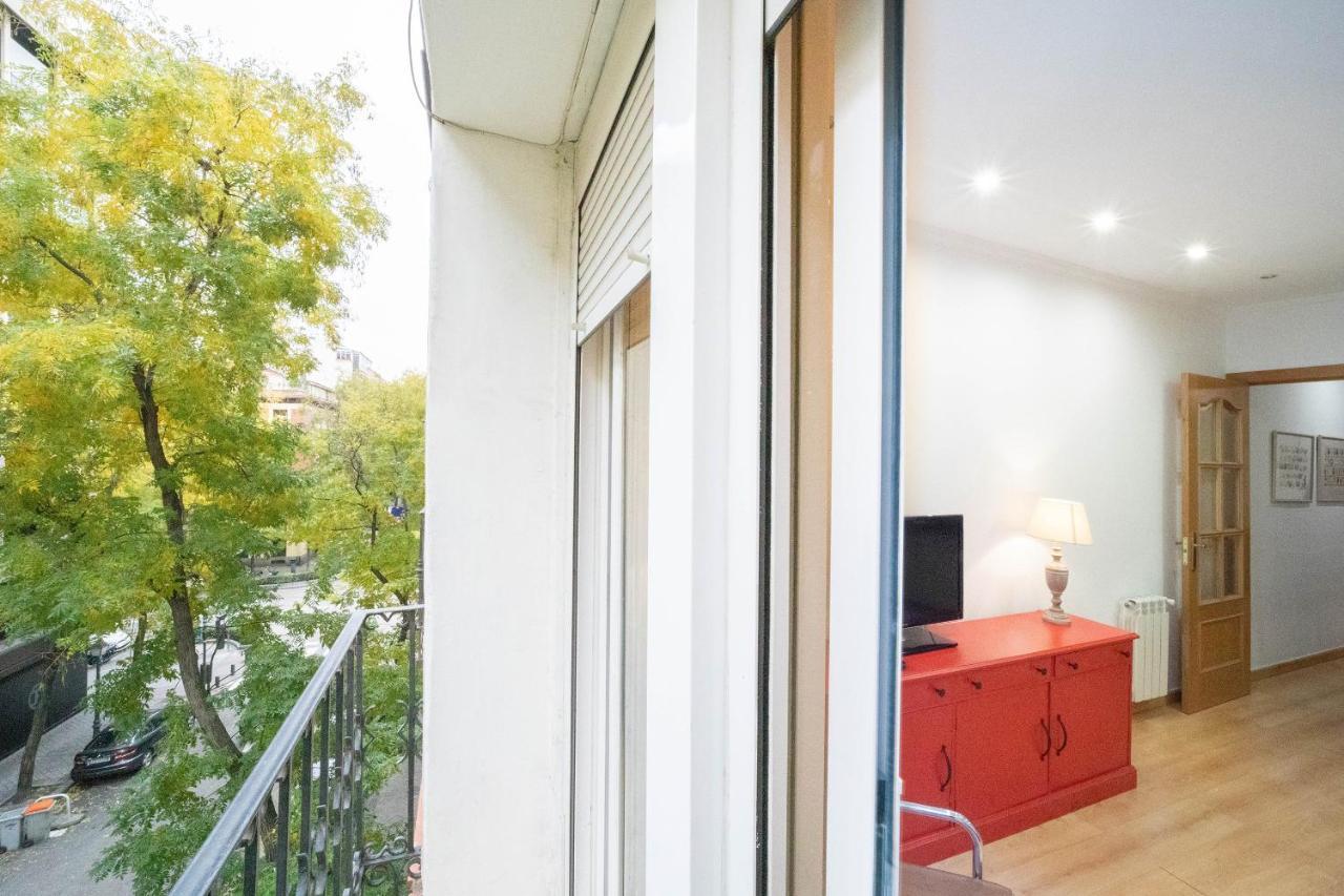 Apartamento Moderno En Edificio Clasico Del Centro Madri
