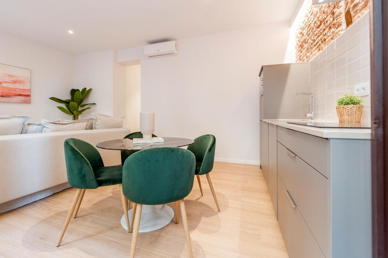 Con Encanto En La Latina Apartment