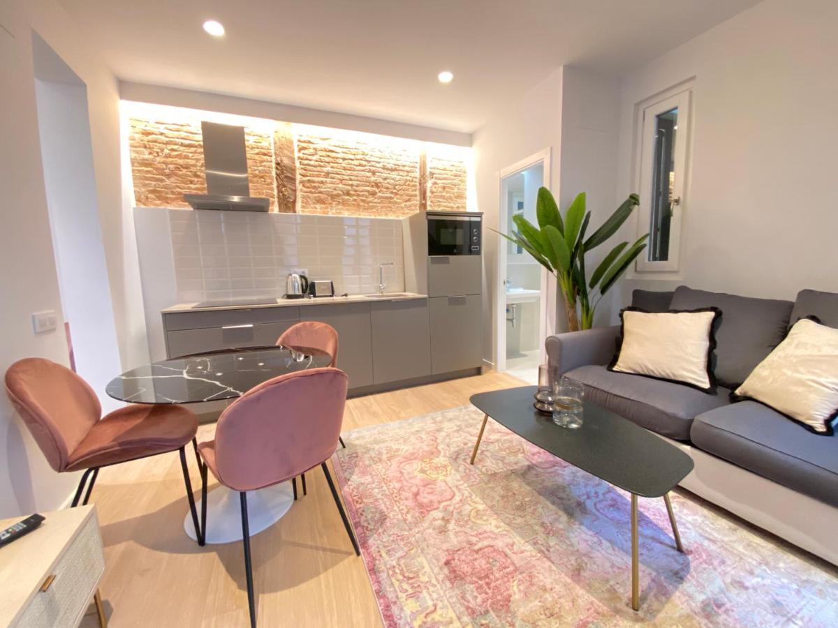 Apartment Con Encanto En La Latina Madrid